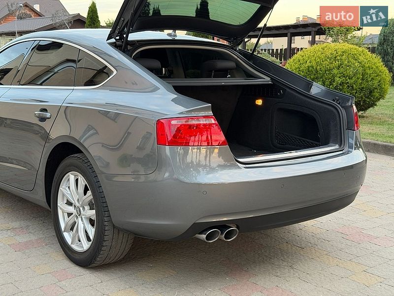 Купе Audi A5 2014 в Стрию