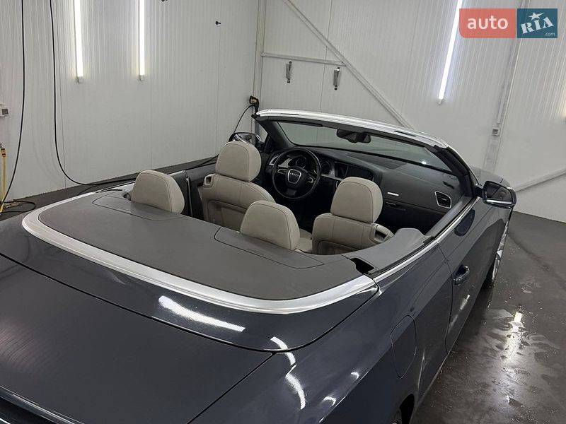 Кабриолет Audi A5 2010 в Лановцах