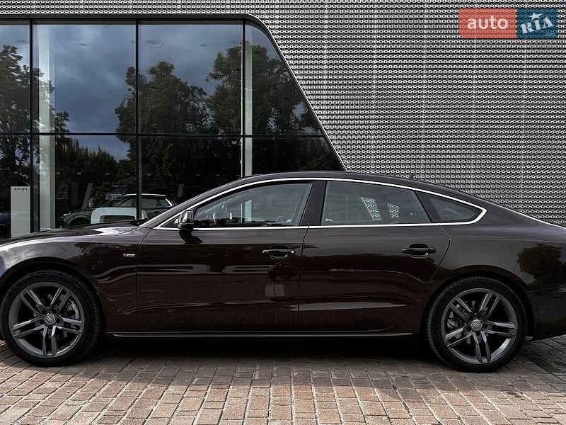 Купе Audi A5 2012 в Львові
