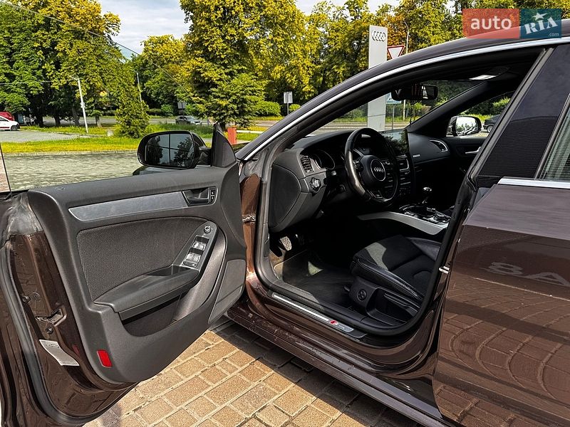 Купе Audi A5 2012 в Львове