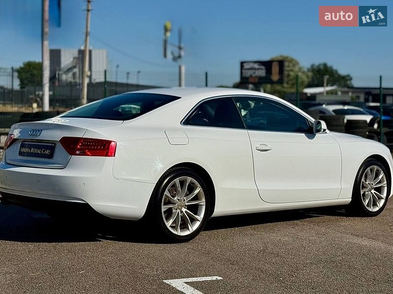 Купе Audi A5 2013 в Києві