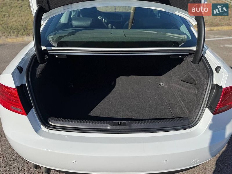 Купе Audi A5 2013 в Києві