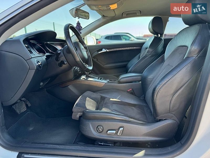 Купе Audi A5 2013 в Києві