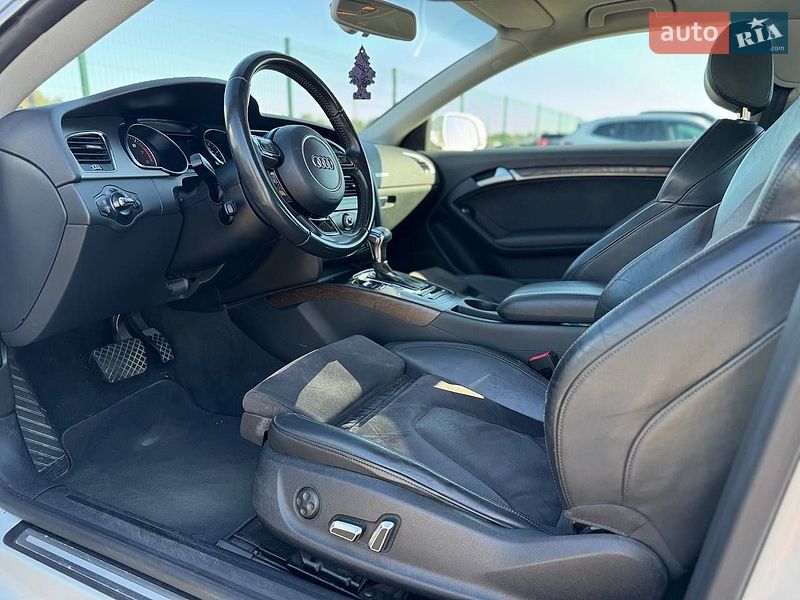 Купе Audi A5 2013 в Києві