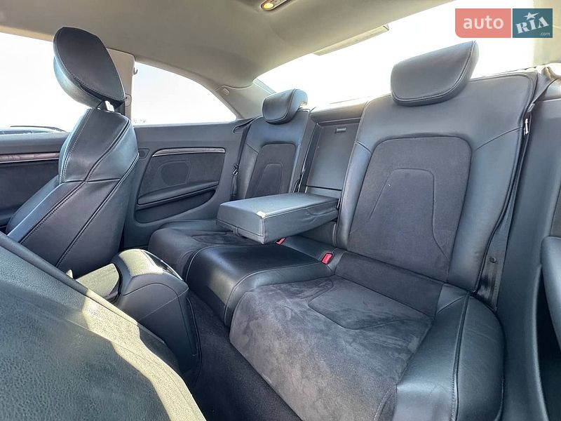Купе Audi A5 2013 в Киеве