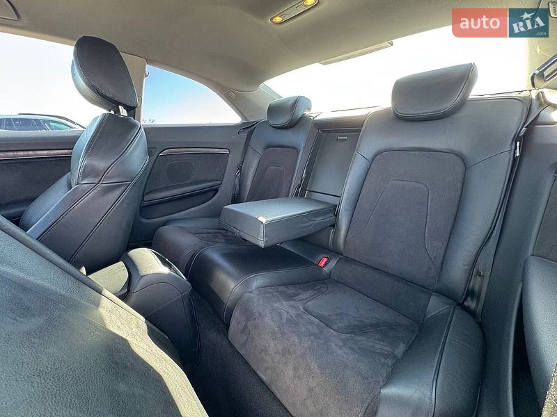 Купе Audi A5 2013 в Києві