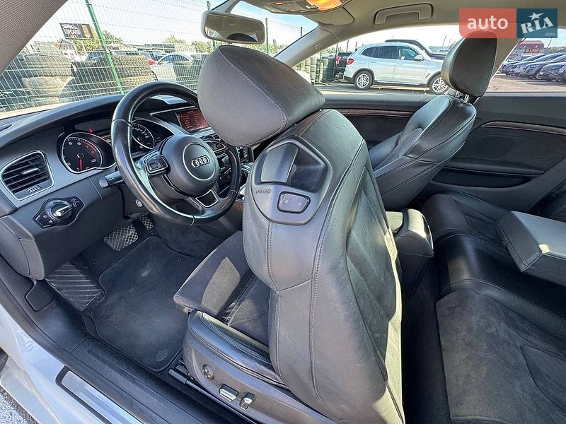 Купе Audi A5 2013 в Києві