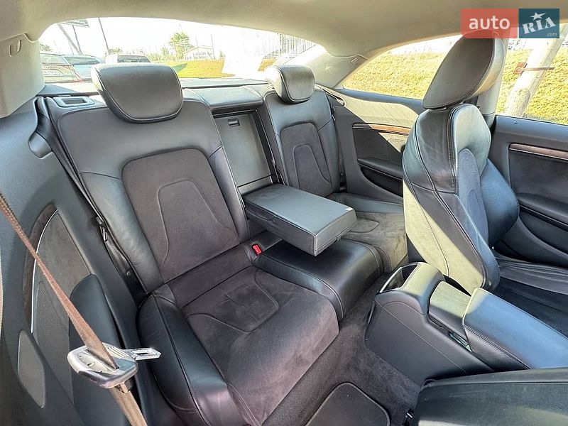 Купе Audi A5 2013 в Києві