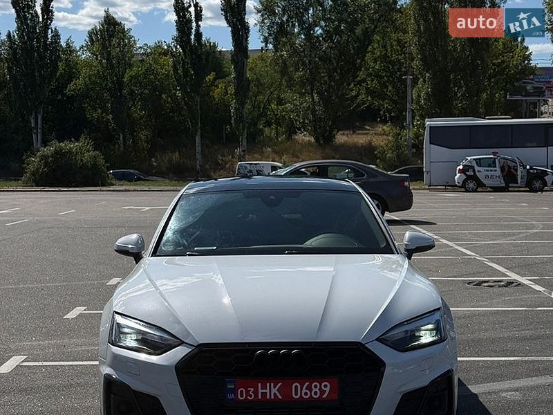 Лифтбек Audi A5 2021 в Киеве