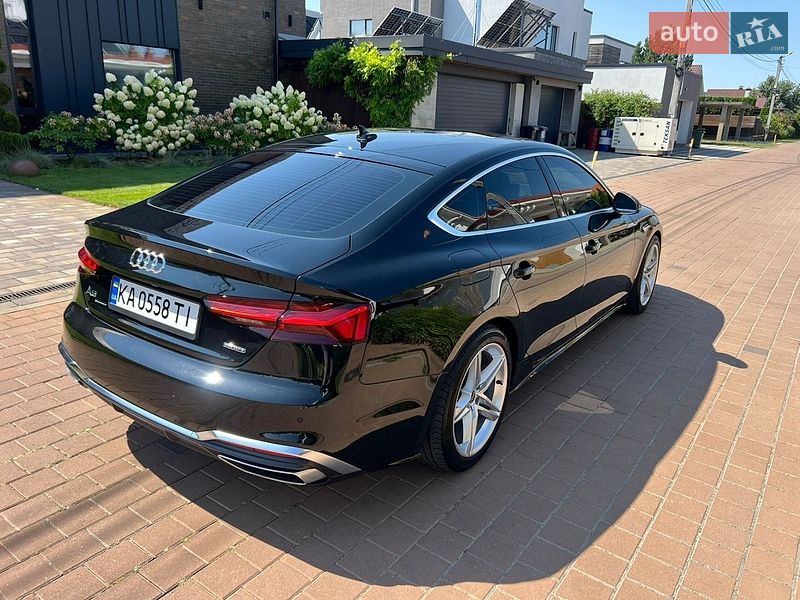 Лифтбек Audi A5 2021 в Киеве
