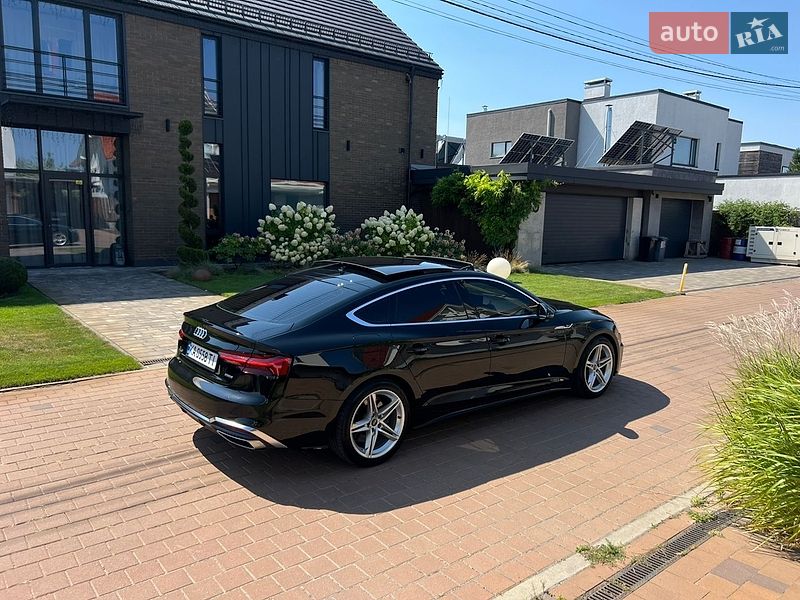 Лифтбек Audi A5 2021 в Киеве