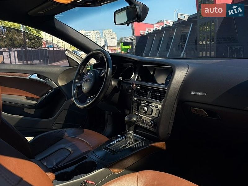 Купе Audi A5 2013 в Києві