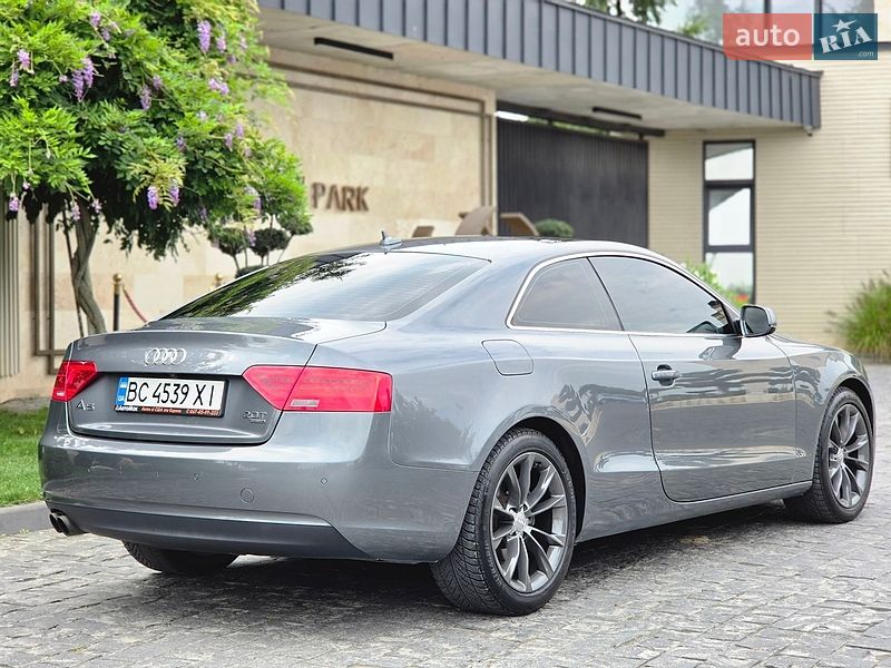 Купе Audi A5 2012 в Львове