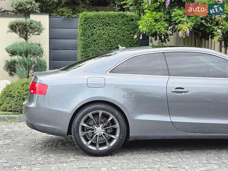 Купе Audi A5 2012 в Львове