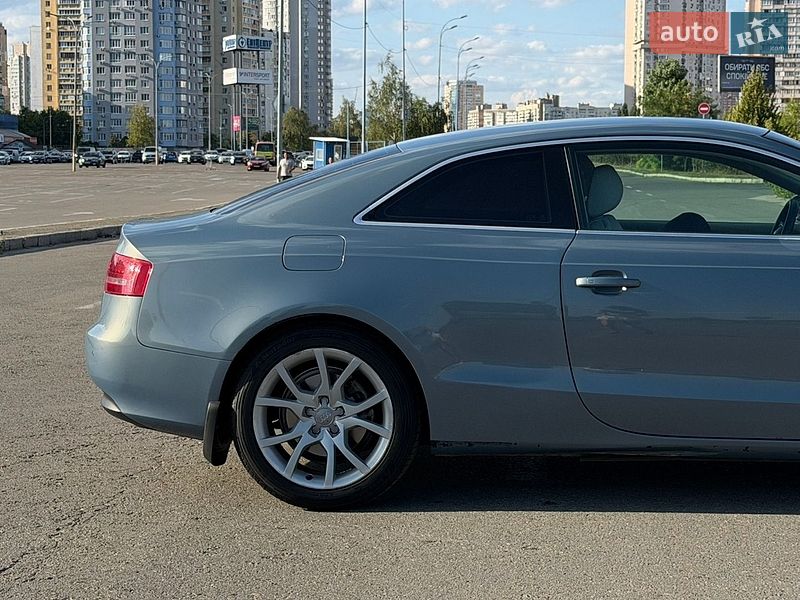 Купе Audi A5 2009 в Києві
