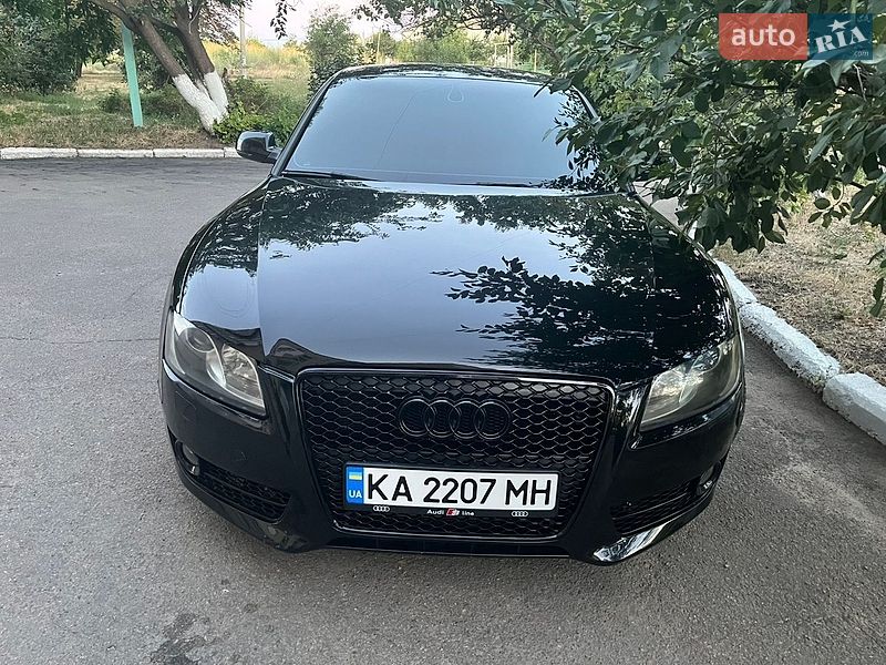 Купе Audi A5 2009 в Киеве
