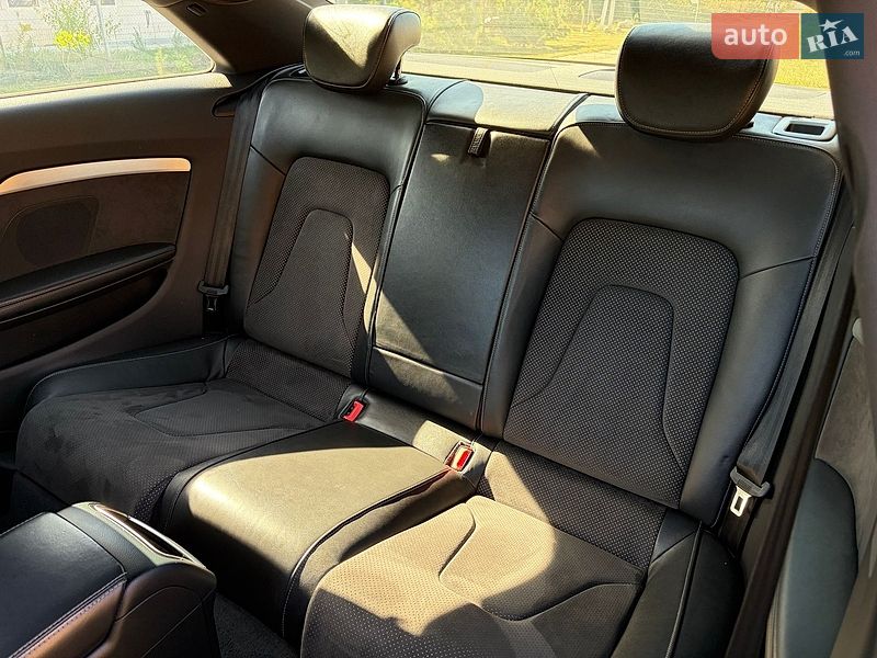 Купе Audi A5 2012 в Киеве