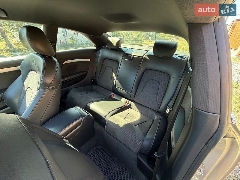 Купе Audi A5 2012 в Киеве