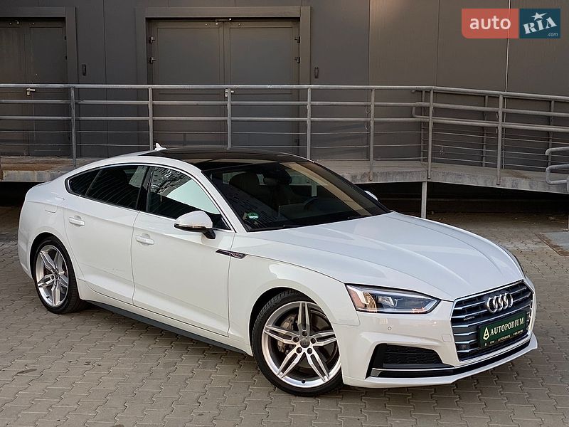 Купе Audi A5 2019 в Киеве