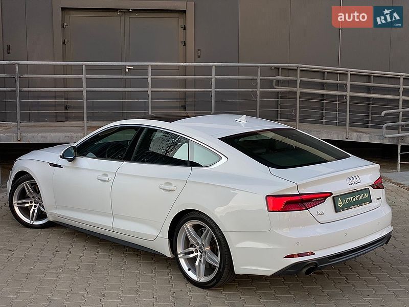 Купе Audi A5 2019 в Киеве