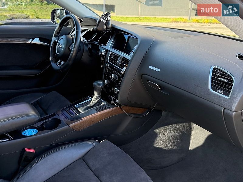 Купе Audi A5 2014 в Києві фото 34 Купе Audi A5 2014 в Києві
