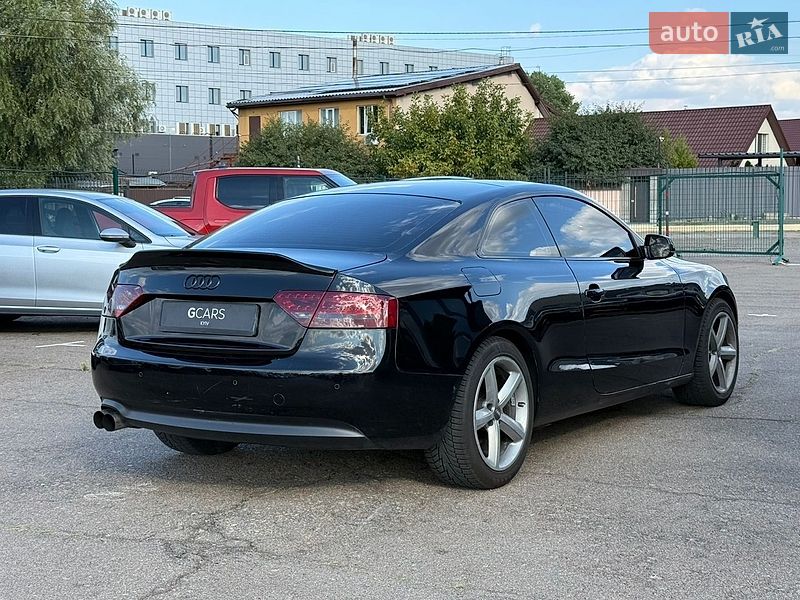 Купе Audi A5 2010 в Киеве