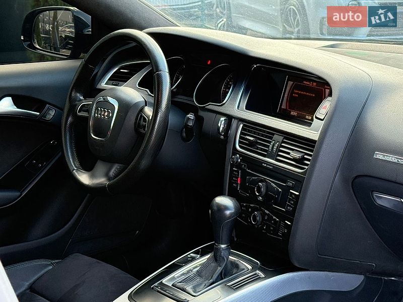 Купе Audi A5 2010 в Киеве
