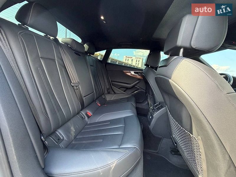 Лифтбек Audi A5 2020 в Львове