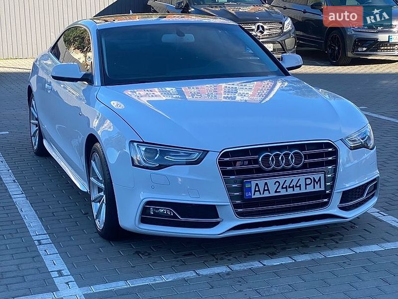 Купе Audi A5 2015 в Киеве