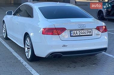 Купе Audi A5 2015 в Киеве