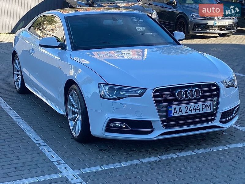 Купе Audi A5 2015 в Киеве