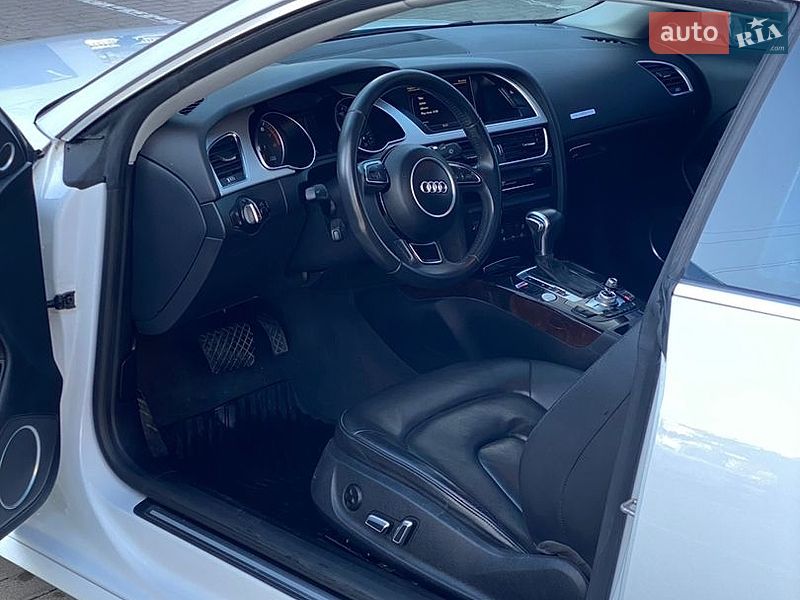 Купе Audi A5 2015 в Киеве