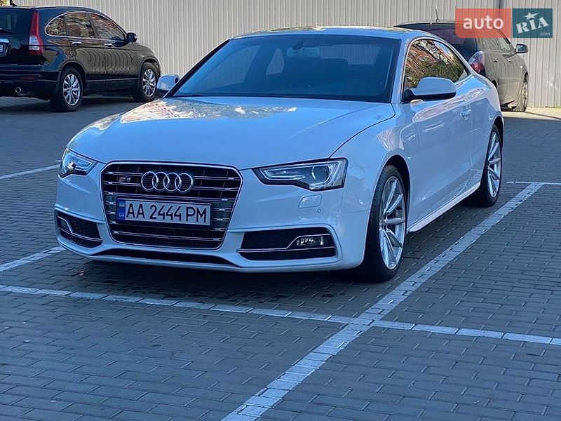 Купе Audi A5 2015 в Киеве