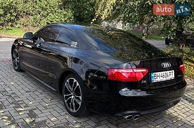 Купе Audi A5 2009 в Запорожье