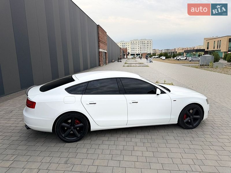 Купе Audi A5 2010 в Хмельницком