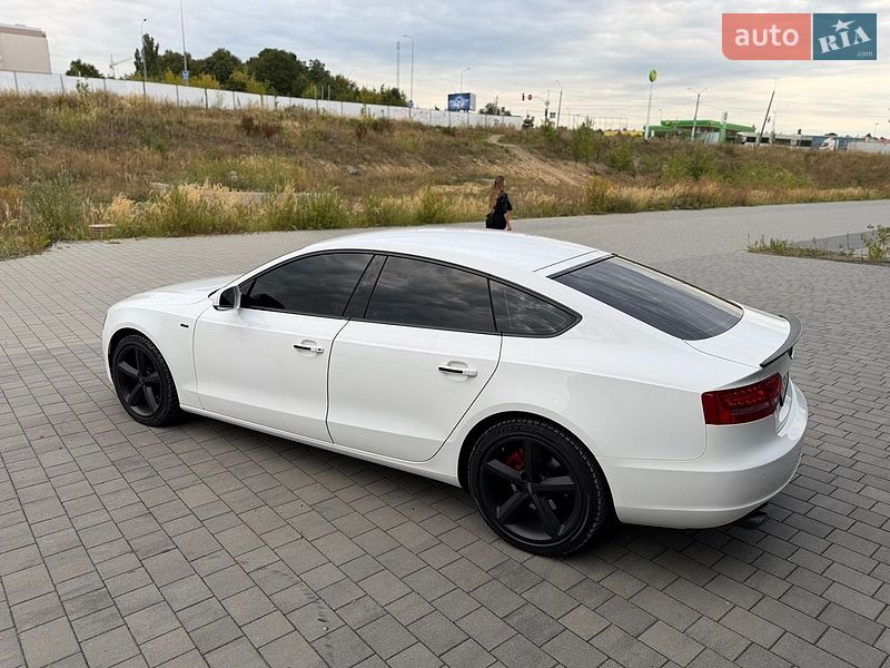 Купе Audi A5 2010 в Хмельницком