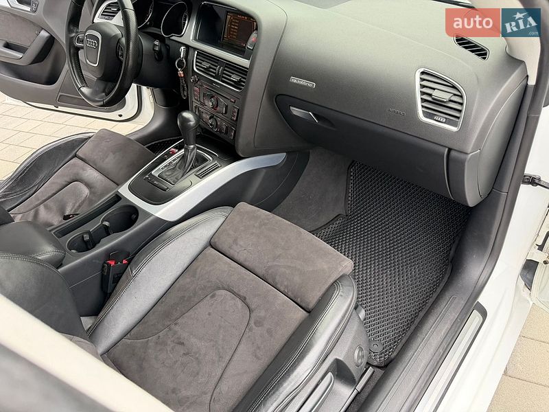 Купе Audi A5 2010 в Хмельницком