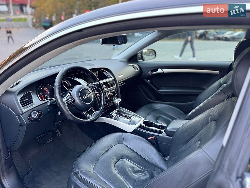 Купе Audi A5 2013 в Львові