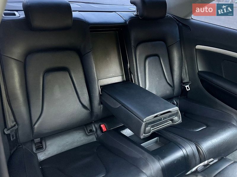 Купе Audi A5 2013 в Львові