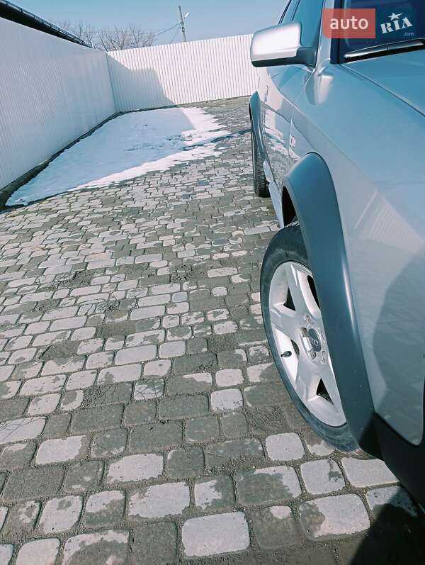 Универсал Audi A6 Allroad 2001 в Хотине