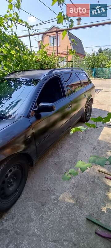 Универсал Audi A6 Allroad 2002 в Апостолово
