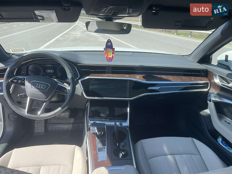Универсал Audi A6 Allroad 2021 в Киеве