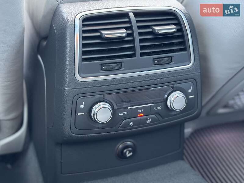 Универсал Audi A6 Allroad 2014 в Киеве