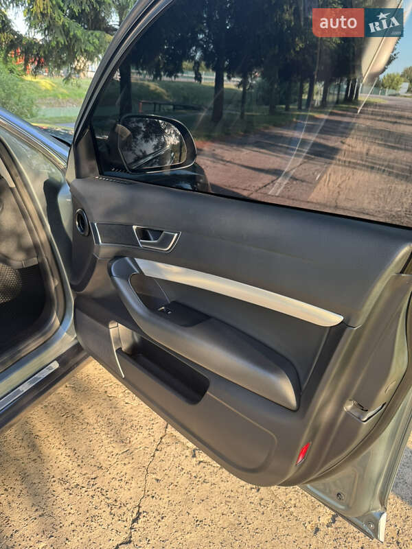 Універсал Audi A6 Allroad 2010 в Луцьку