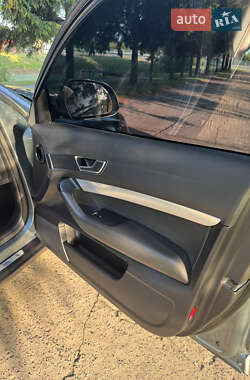 Универсал Audi A6 Allroad 2010 в 