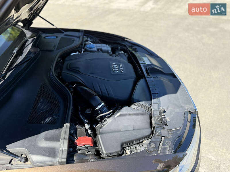 Универсал Audi A6 Allroad 2012 в Вараше
