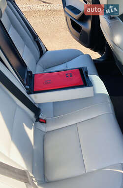 Универсал Audi A6 Allroad 2010 в 