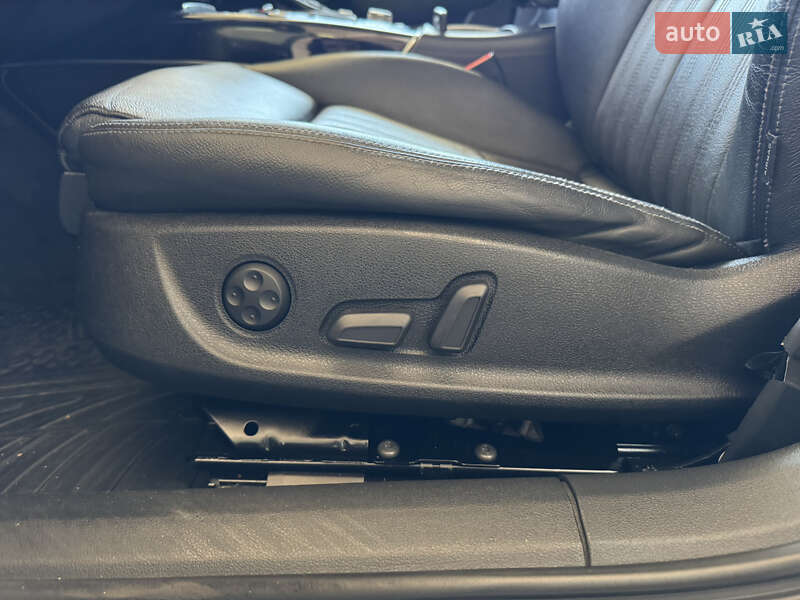Універсал Audi A6 Allroad 2014 в Києві