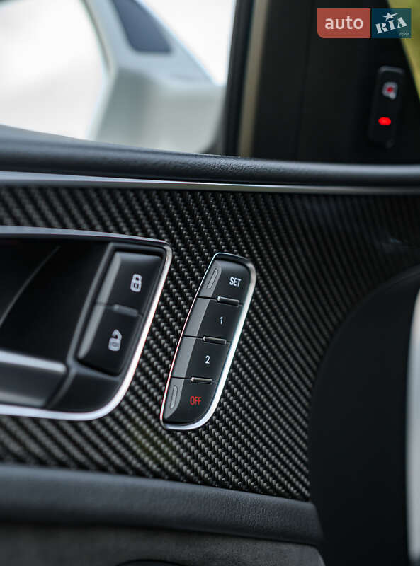 Універсал Audi A6 Allroad 2018 в Новояворівську