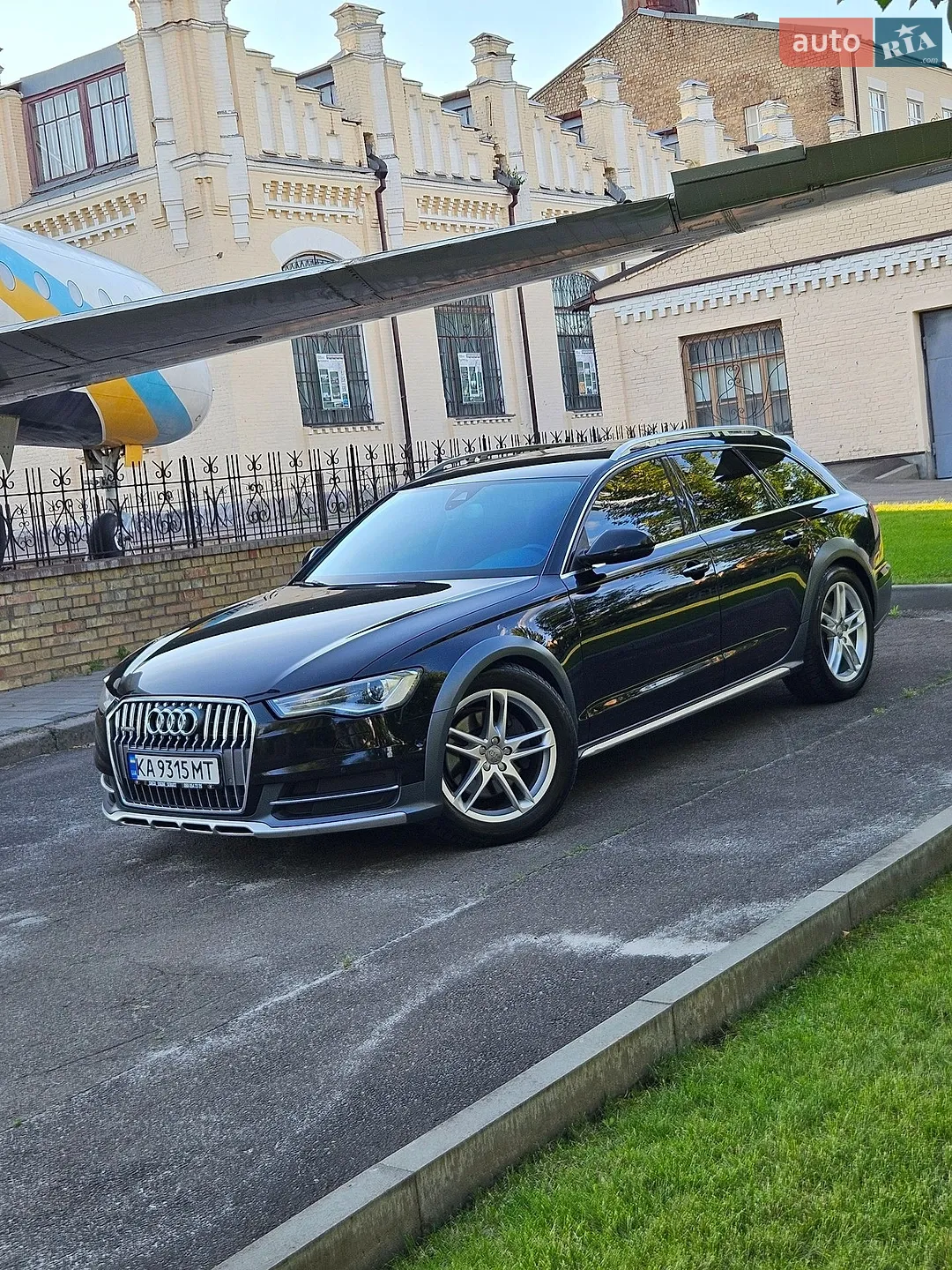 Audi A6 Allroad 2016 VIN WAUZZZ4G4HN000832 фото оголошення 4 з 5